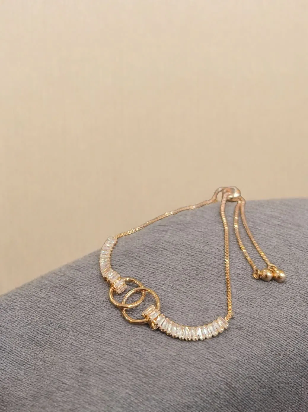 Elegance Stunning Silver Trendy Necklace for Women / girls (TPT)